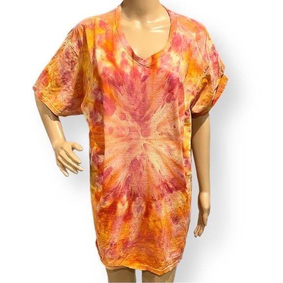 Tie dye vneck tshirt 2XL starburst galaxy in pink,orange, gold gravity dye - Picture 1 of 8
